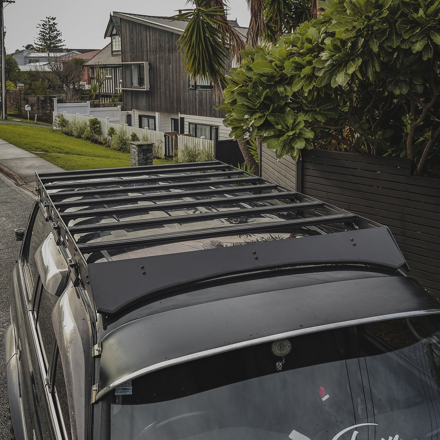 LC80 Low Profile Roof Platform