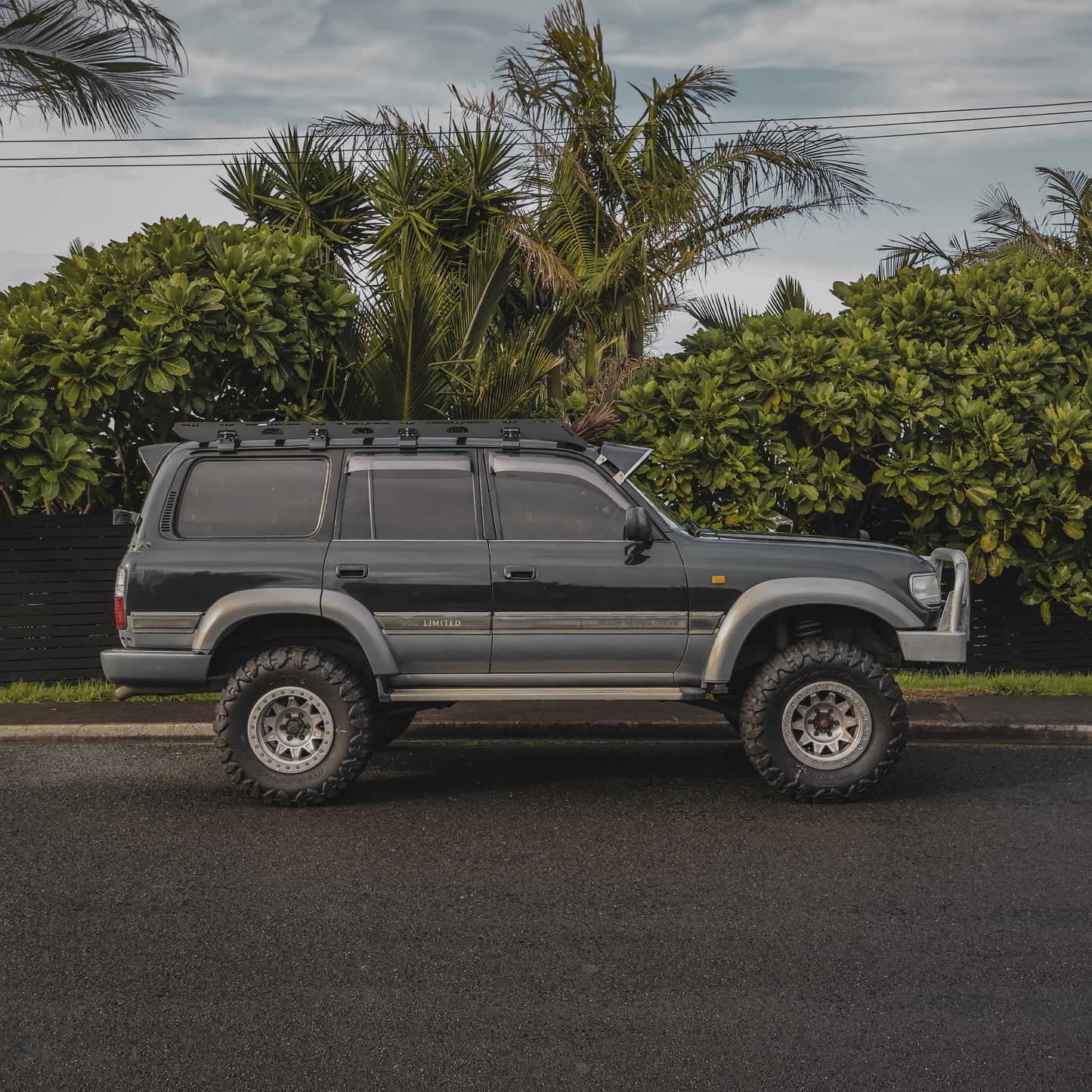 *PRE-ORDER* LC80 Low Profile Roof Platform l 90 - 97